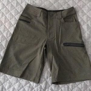 Men’s Lululemon shorts